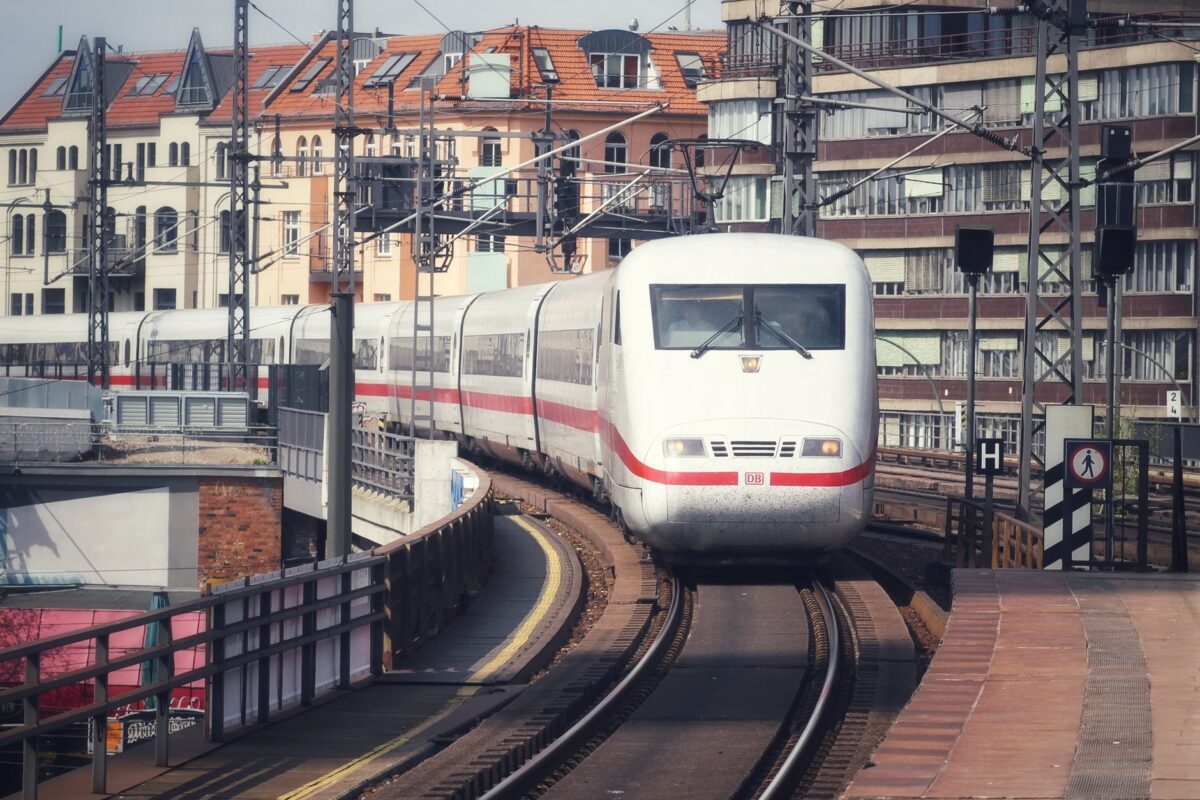 Deutsche Bahn joins Star Alliance 